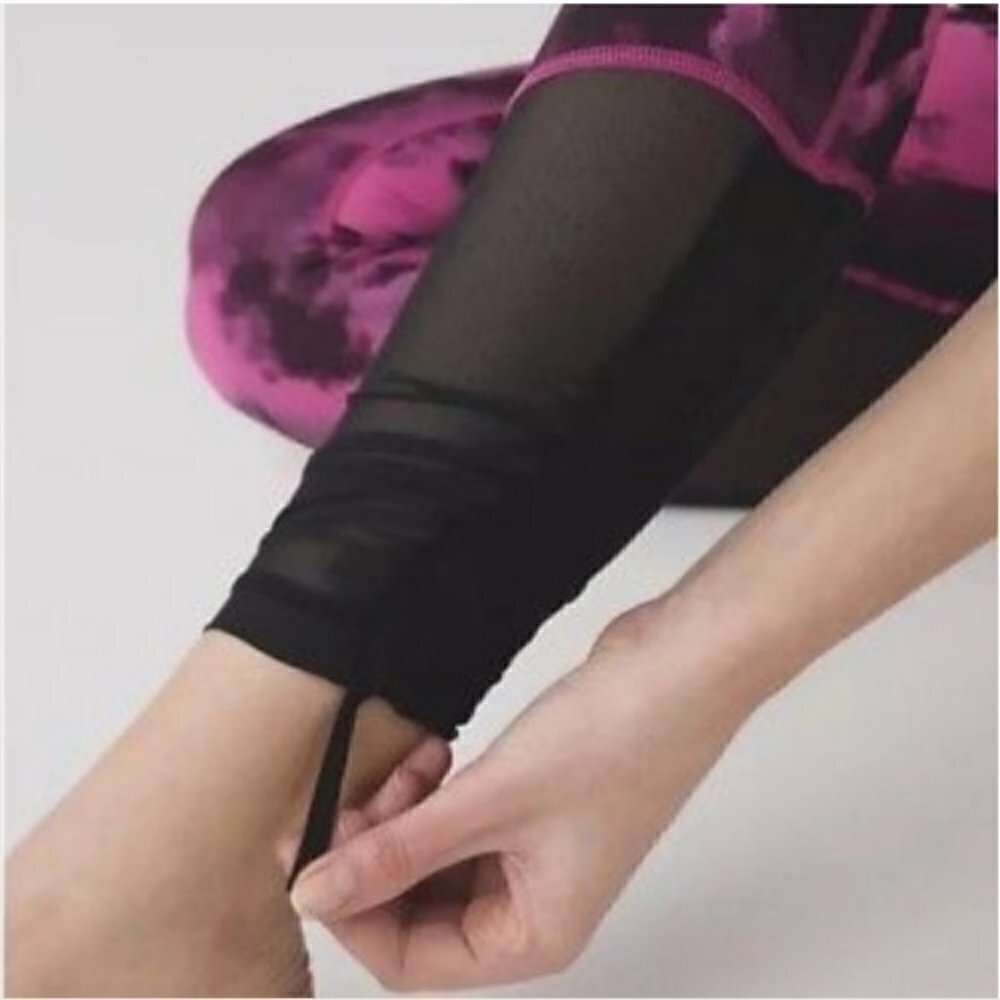 Lululemon Sweaty Endeavor Pink Fuschia Raspberry and Black Legging Size 6 - Picture 3 of 14